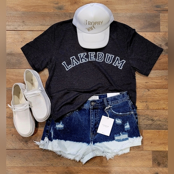 KanCan High Rise Frayed Distressed Hem Bleached Dip Dyed Denim Jean Shorts NWT - Picture 3 of 10